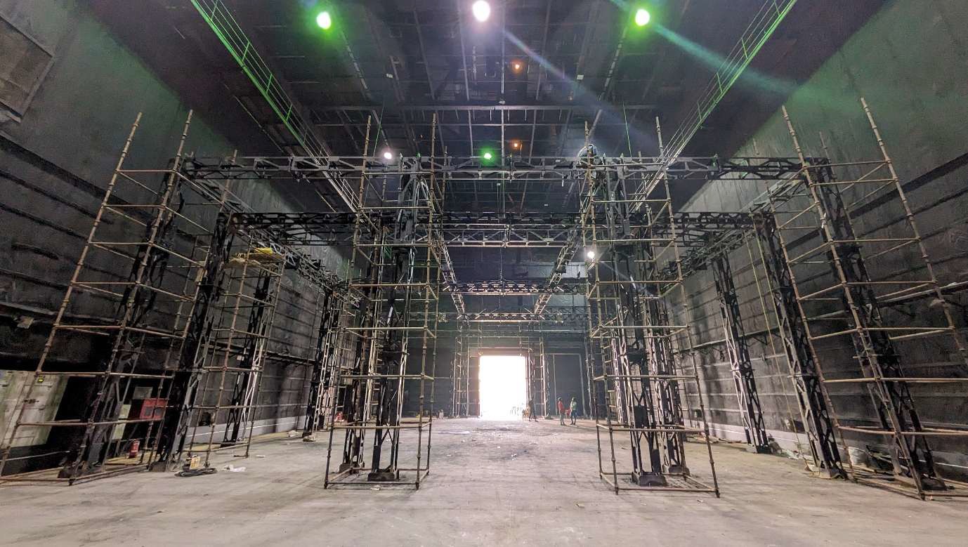 Stunt Truss